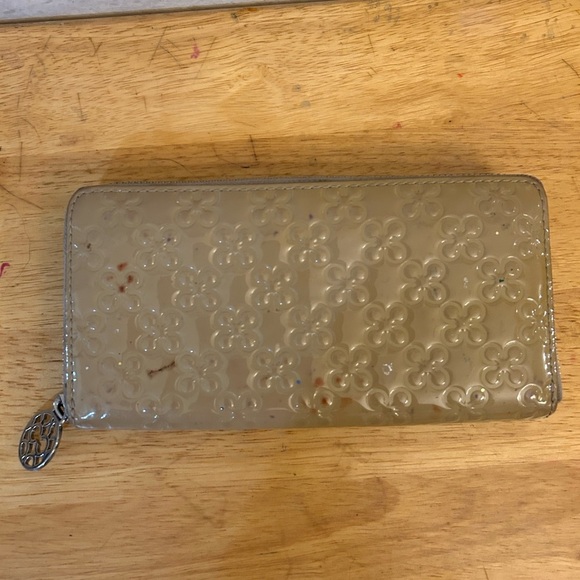 Coach Debossed Signature Cream Leather Wallet - Picture 2 of 9
